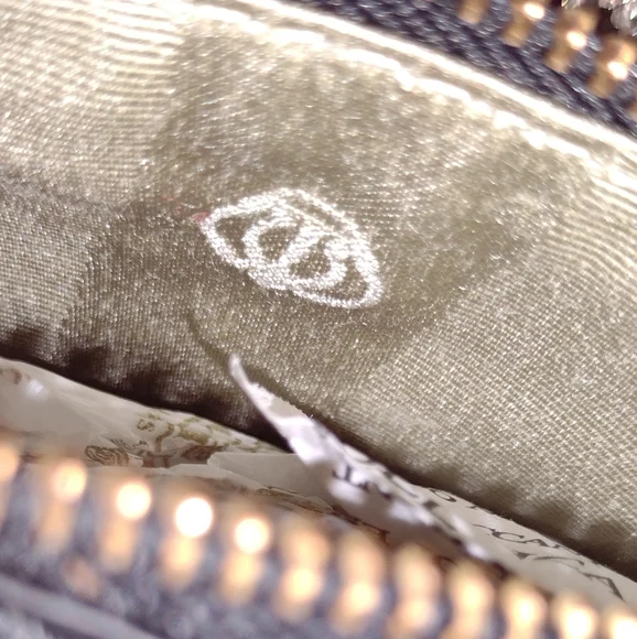 Juicy Couture Black Butter Leather LG Wallet Clutch Gold HW NWT - Picture 6 of 13